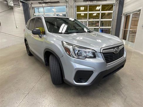 Used 2020 Subaru Forester image 5