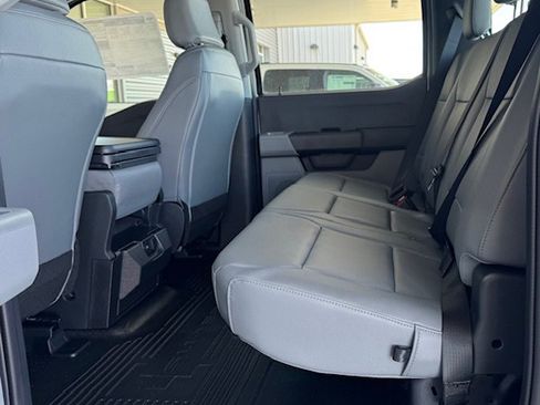 New 2025 Ford F250 XL w/ XL Chrome Package image 6