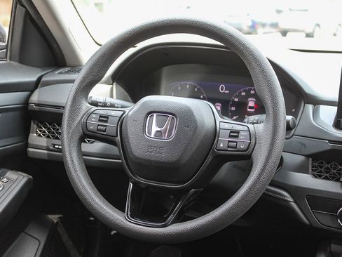Used 2024 Honda Accord LX image 17