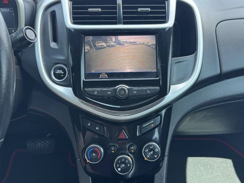 Used 2020 Chevrolet Sonic LT w/ Convenience Package FWD image 25