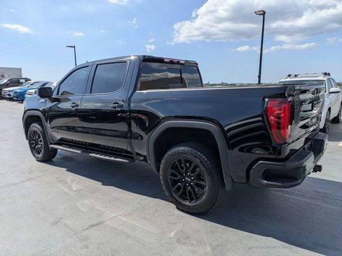 Used 2025 GMC Sierra 1500 AT4 w/ AT4 Premium Package AWD/4WD image 5