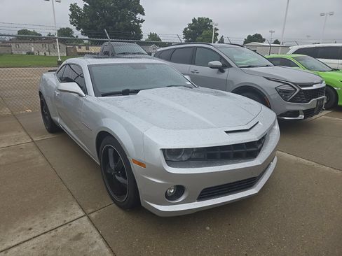 Used 2011 Chevrolet Camaro SS w/ RS Package RWD image 2