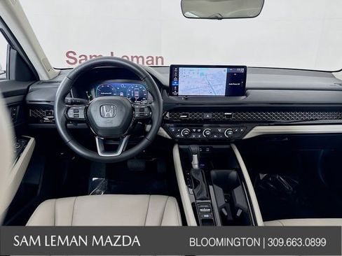 Used 2024 Honda Accord Touring image 23