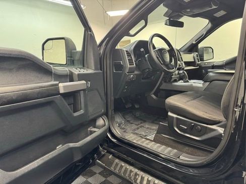 Used 2019 Ford F150 XLT w/ Equipment Group 302A Luxury image 11