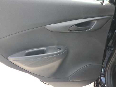 Used 2021 Chevrolet Spark LT image 27