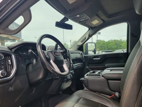 Used 2022 GMC Sierra 2500 SLT AWD/4WD image 11