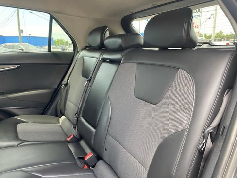 Used 2023 Kia Niro Wind FWD image 16