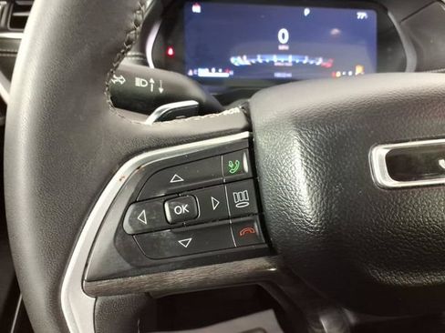 Used 2024 Jeep Grand Cherokee Limited w/ Luxury Tech Group II AWD/4WD image 18