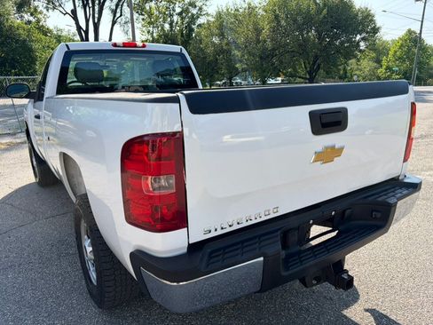 Used 2013 Chevrolet Silverado 2500 W/T AWD/4WD image 11