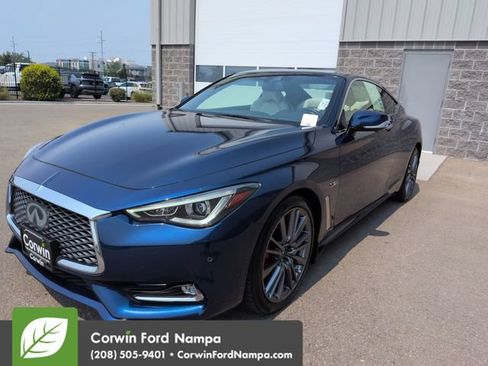 Used 2017 INFINITI Q60 Red Sport 400 AWD/4WD image 7