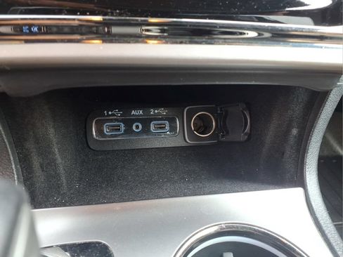 Used 2020 Jeep Grand Cherokee High Altitude AWD/4WD image 12
