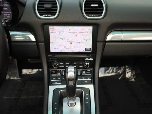 Used 2017 Porsche 718 Boxster S RWD image 34