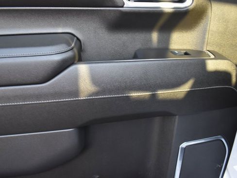 Used 2023 Chevrolet Silverado 1500 LTZ w/ LTZ Premium Package image 11