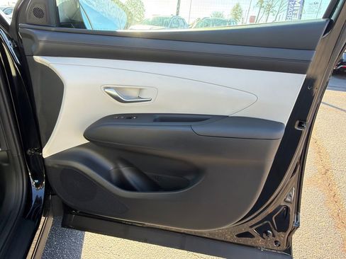 New 2026 Hyundai Tucson SE image 14