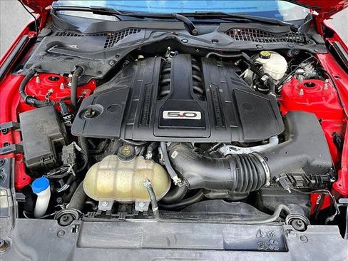 Used 2021 Ford Mustang GT Premium image 11