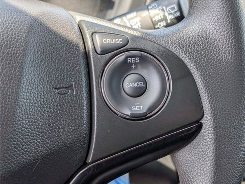 Used 2019 Honda HR-V LX image 21