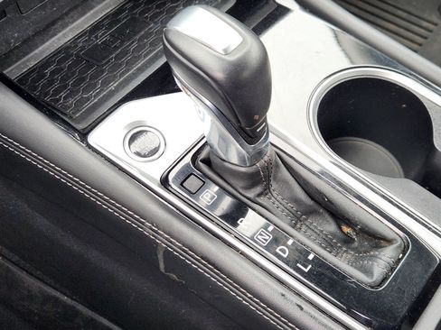 Used 2024 Nissan Altima 2.5 SV w/ SV Premium Package FWD image 13