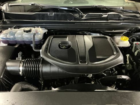 Certified 2025 RAM 1500 Laramie w/ Bed Utility Group AWD/4WD image 10