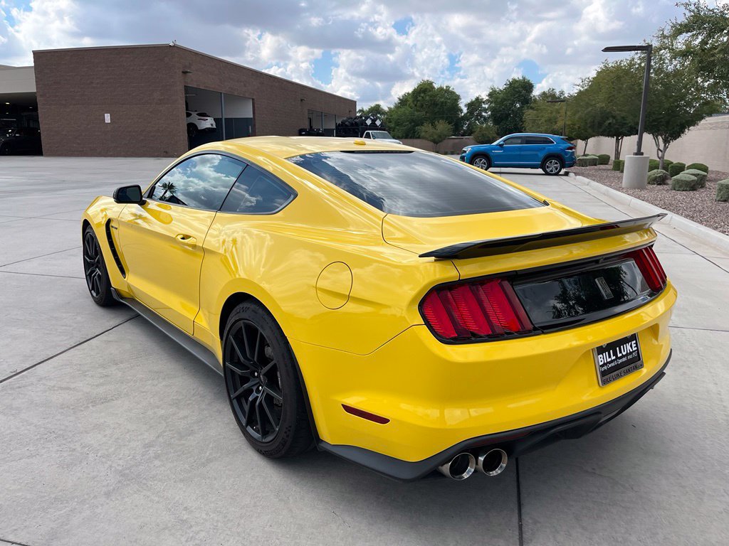 Used 2017 Ford Mustang Shelby GT350 RWD image 7
