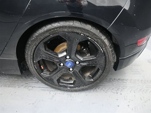 Used 2016 Ford Fiesta ST image 17