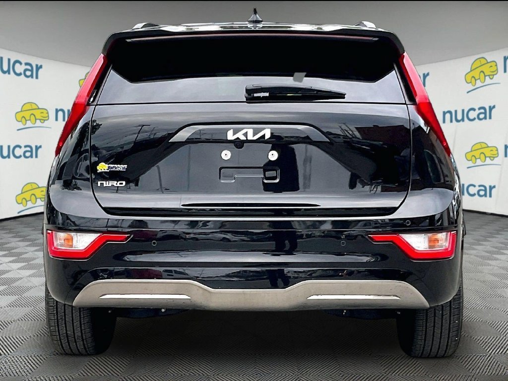 Used 2025 Kia Niro Wind w/ Wind Preserve Package FWD image 5