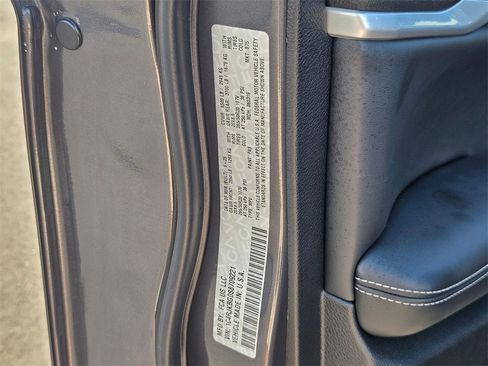 New 2025 Jeep Grand Cherokee L Limited w/ Black Appearance Package image 29