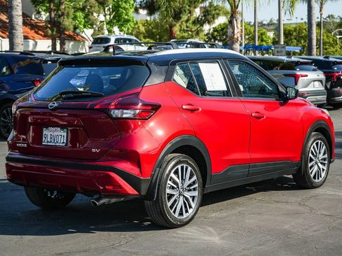 Used 2024 Nissan Kicks SV w/ Exterior Package FWD image 6