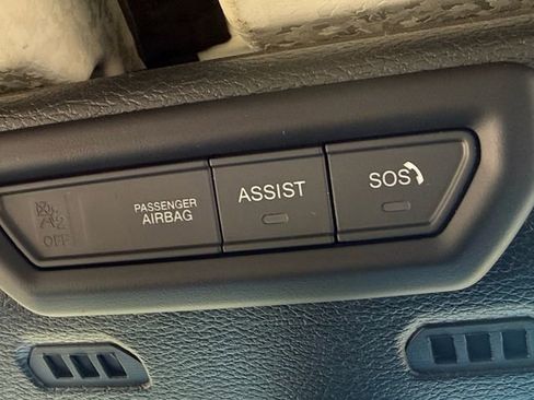 Used 2020 Jeep Wrangler Unlimited Sahara w/ Uconnect 4C Nav & Sound Group image 28