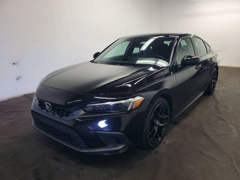 Used 2023 Honda Civic Sport image 1