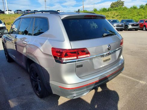 Used 2022 Volkswagen Atlas SE FWD image 9