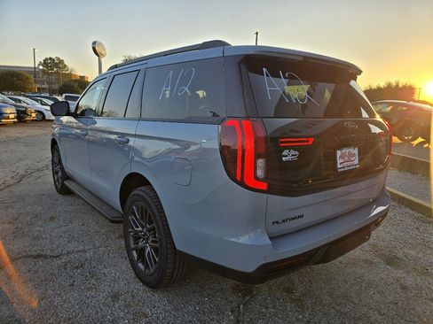 New 2026 Ford Expedition Platinum w/ Stealth Appearance Package image 7