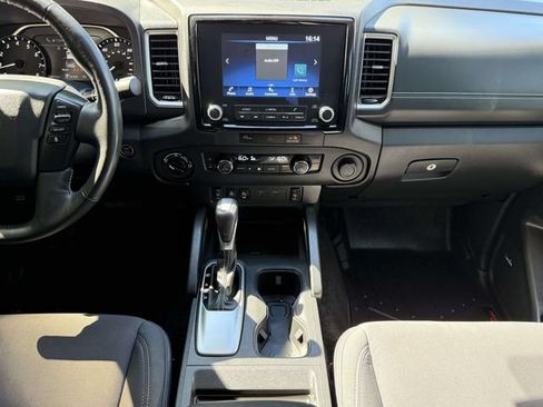 Used 2024 Nissan Frontier SV w/ SV Convenience Package AWD/4WD image 16