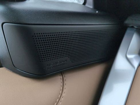 New 2026 Land Rover Range Rover SE image 31