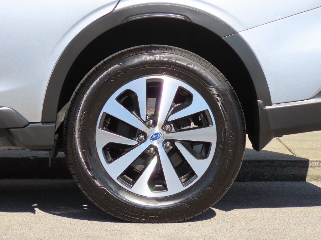 Used 2020 Subaru Outback Premium AWD/4WD image 15
