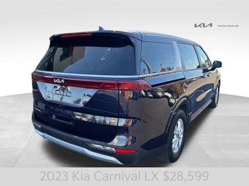 Certified 2023 Kia Carnival LX image 8