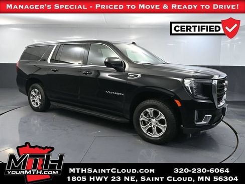 Used 2024 GMC Yukon XL SLE AWD/4WD image 1
