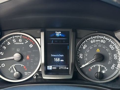 Certified 2022 Toyota Tacoma TRD Sport w/ Technology Package image 23