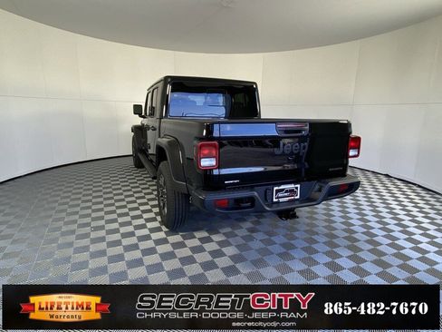 New 2026 Jeep Gladiator Sport image 5