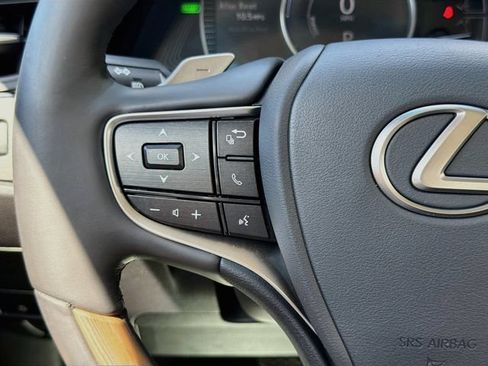 Used 2024 Lexus ES 300h w/ Technology Package FWD image 37