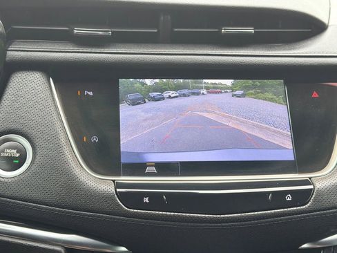 Certified 2022 Cadillac XT5 Premium Luxury AWD/4WD image 8