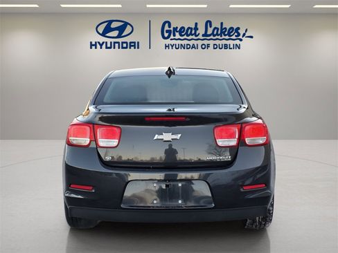 Used 2015 Chevrolet Malibu LT w/ Leather Package image 4