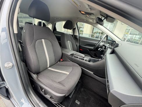 Used 2025 Hyundai Sonata SEL FWD image 41