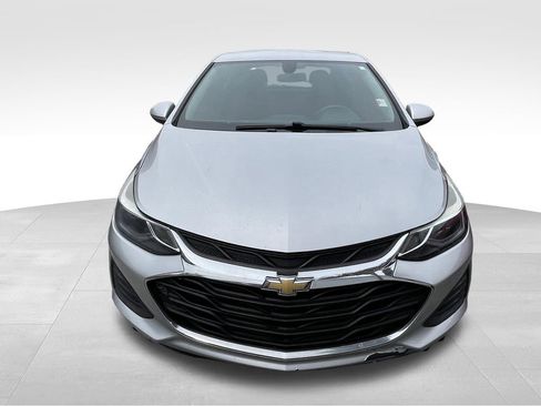 Used 2019 Chevrolet Cruze LT w/ Convenience Package image 5