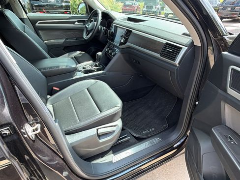Used 2023 Volkswagen Atlas SE AWD/4WD image 19