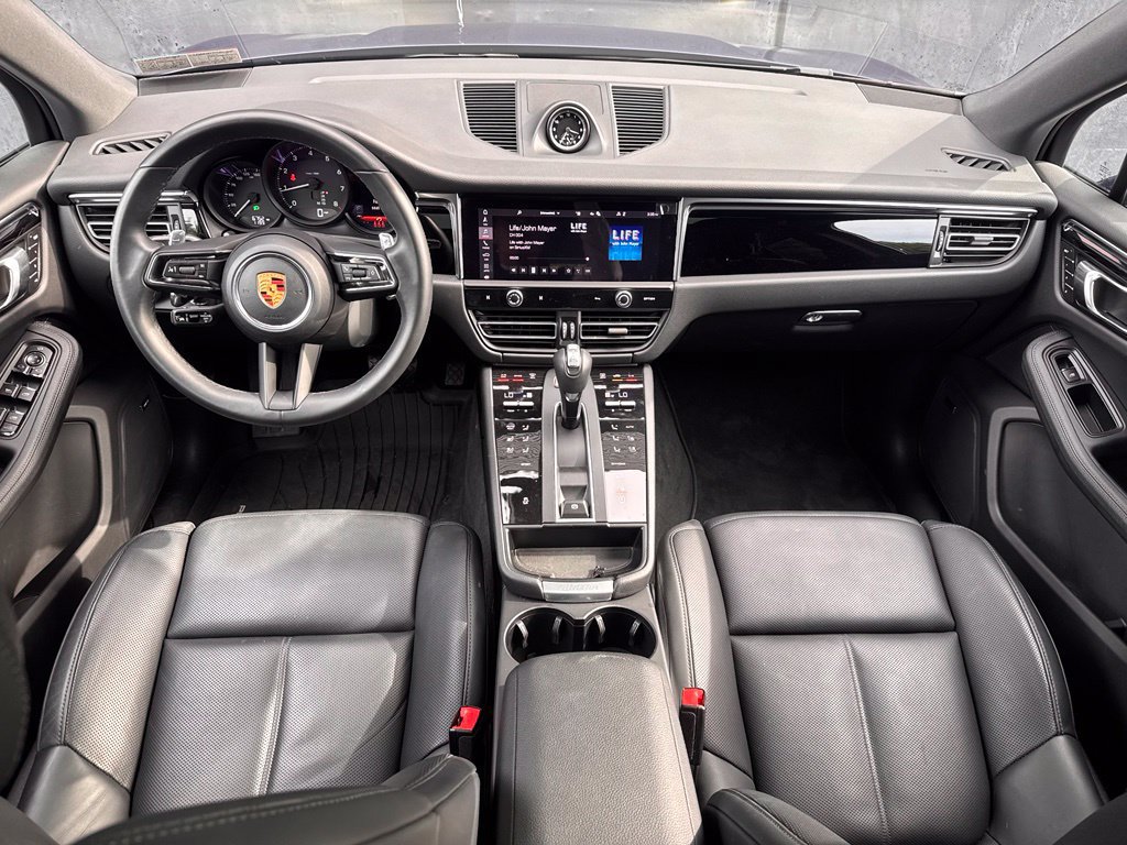 Certified 2026 Porsche Macan AWD/4WD image 21