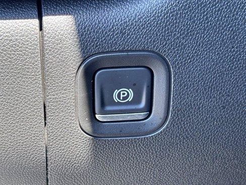 New 2025 Chevrolet Silverado 1500 Custom w/ LPO, Dark Essentials Package AWD/4WD image 21