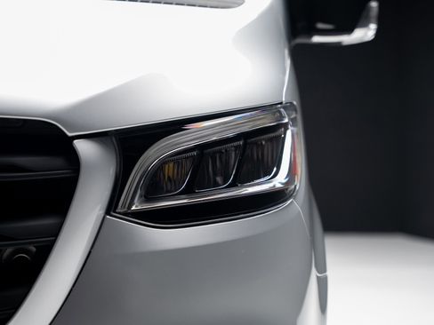 Used 2021 Mercedes-Benz Sprinter 3500 image 7