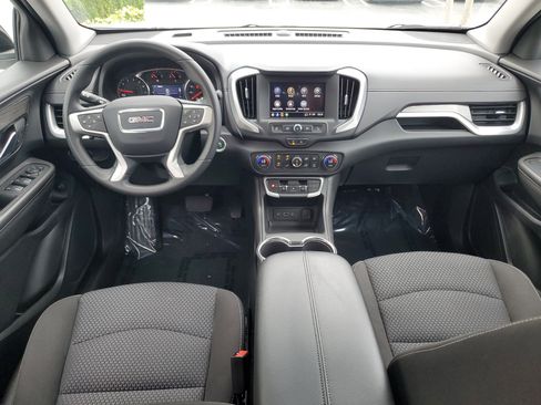 Used 2023 GMC Terrain SLE w/ Driver Convenience Package image 16