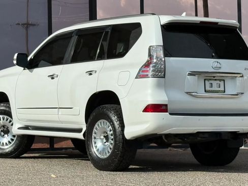 Used 2014 Lexus GX 460 w/ Premium Package AWD/4WD image 7