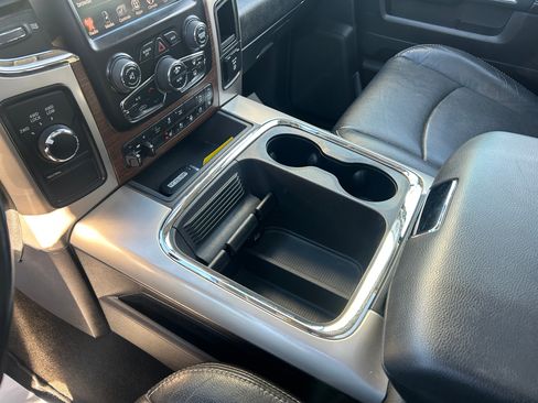 Used 2016 RAM 2500 Laramie w/ Convenience Group image 24